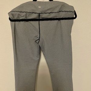 Lululemon crop yoga pant